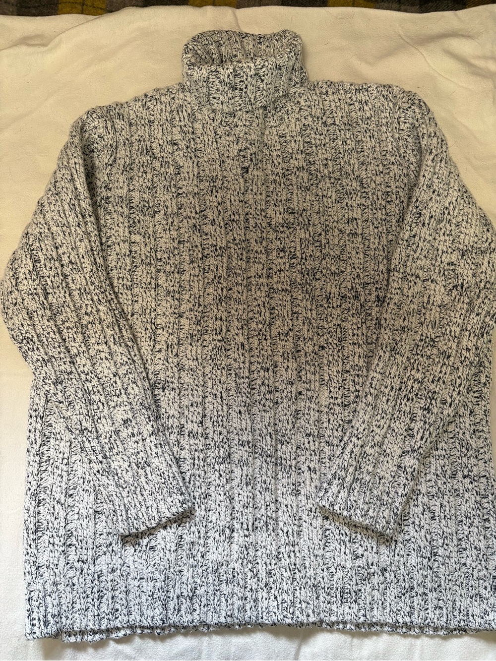 Roots Marled Gray Turtleneck Sweater
